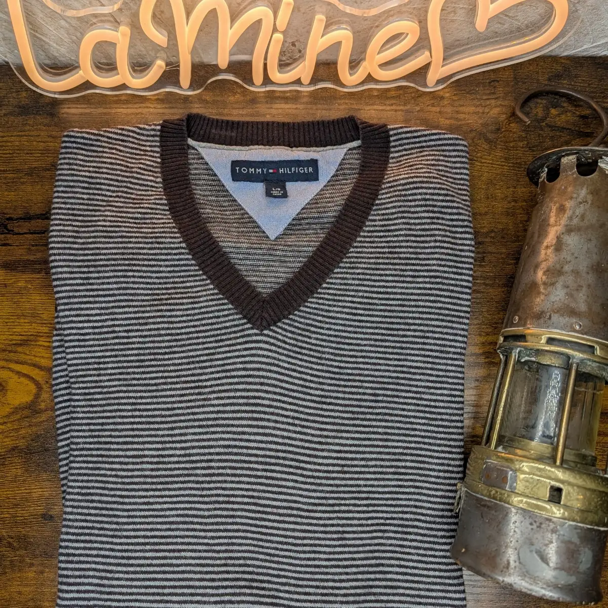 Pull Tommy Hilfiger Col V - Rayé Marron & Gris - Taille L